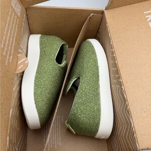 Allbirds Smallbirds LK Wool Lounger Calm Cargo (Blizzard) Kid Shoes T8 New